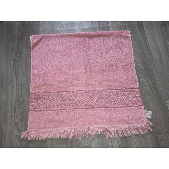 Vintage Pink Cannon Monticello Jacquard Fringe Bath Towel - Picture 1 of 5